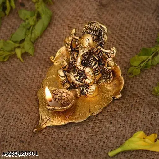 ganpati idol decor